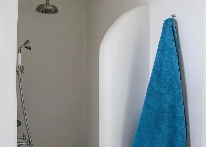 Pool Front Unique Bedrooms With Access To The Sea Prázdninový dům *